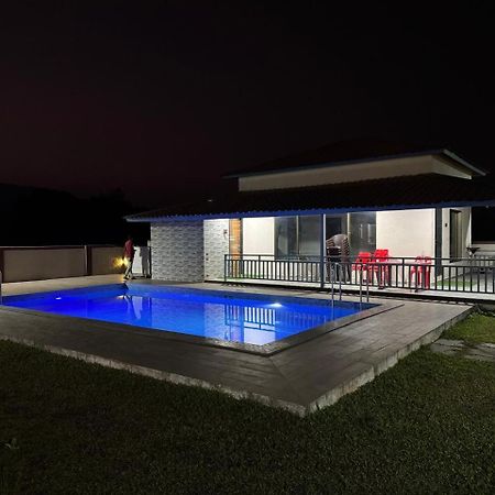 S K Farm Villa Poinad Luaran gambar