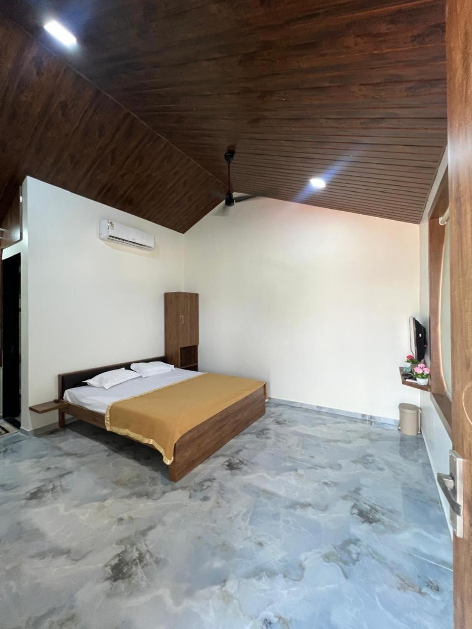 S K Farm Villa Poinad Luaran gambar